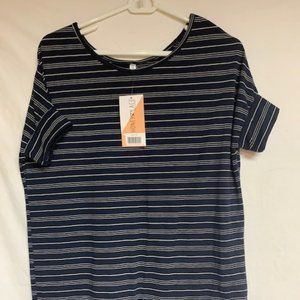 *NWT Honey & Lace Tustin Tunic Short Sleeve